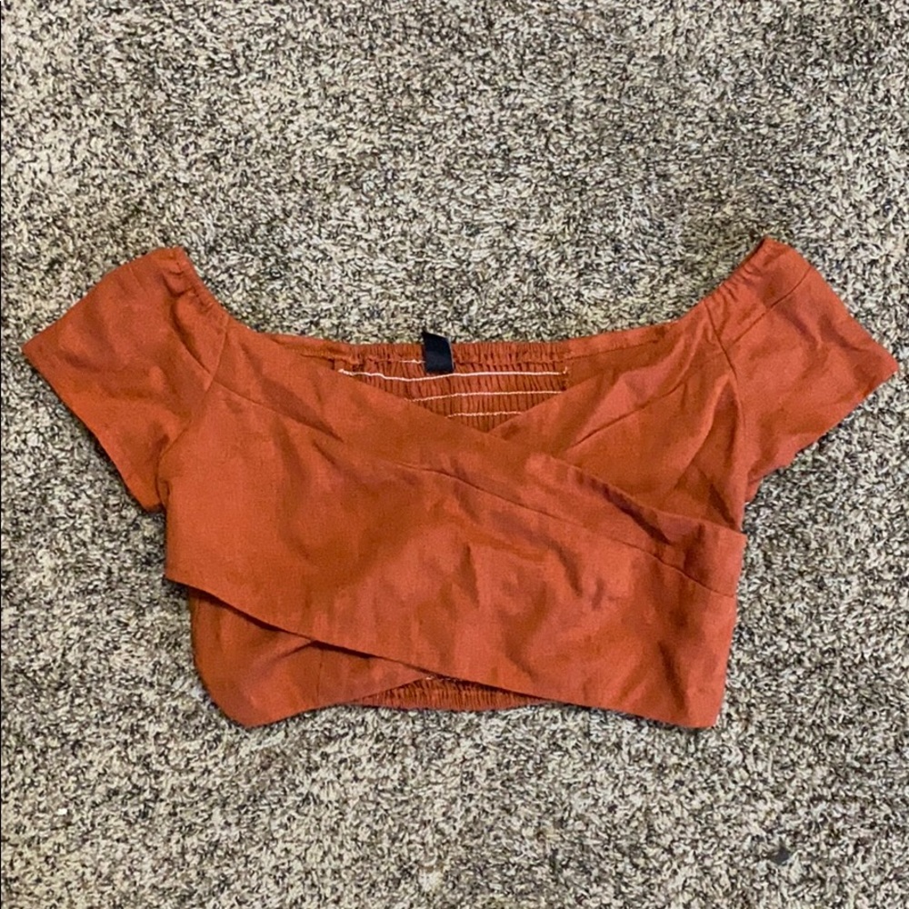 WINDSOR || crop top